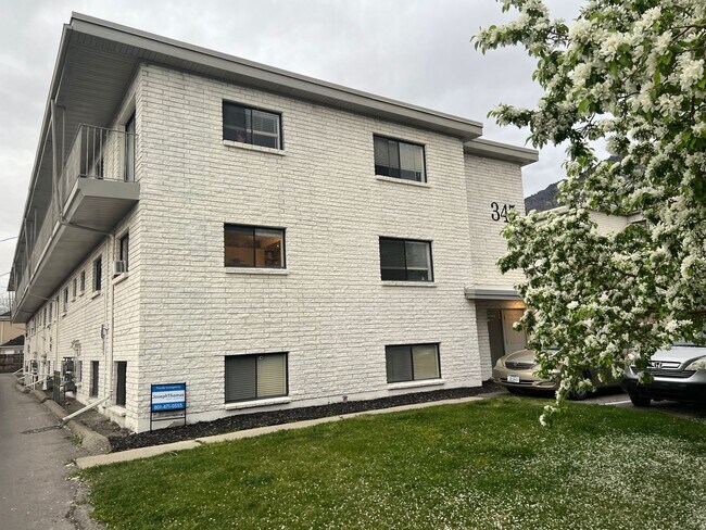 Foto del edificio - -Contract Sale-Two Bedroom Near BYU and Downtown Provo