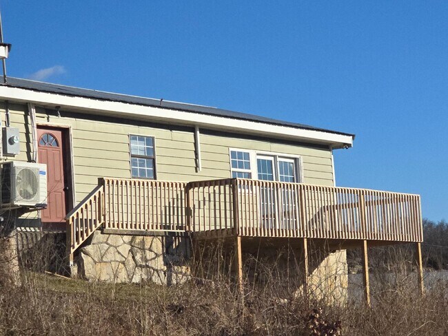 Foto del edificio - 2847 Renns Lake Ct