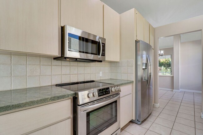 Foto del edificio - 7428 SE Waxberry Cir