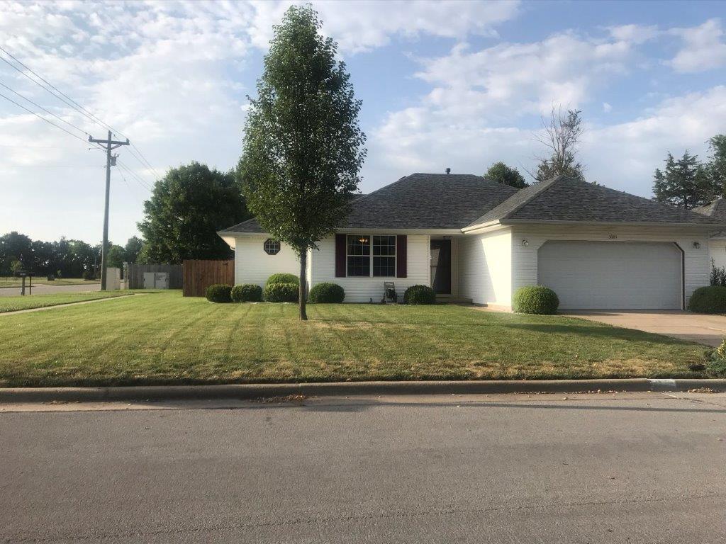Foto principal - 3085 W Darby St