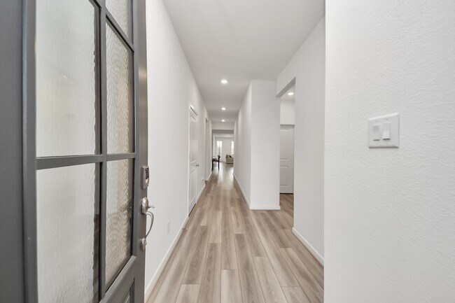 Foto del edificio - 21811 Tallulah River Dr