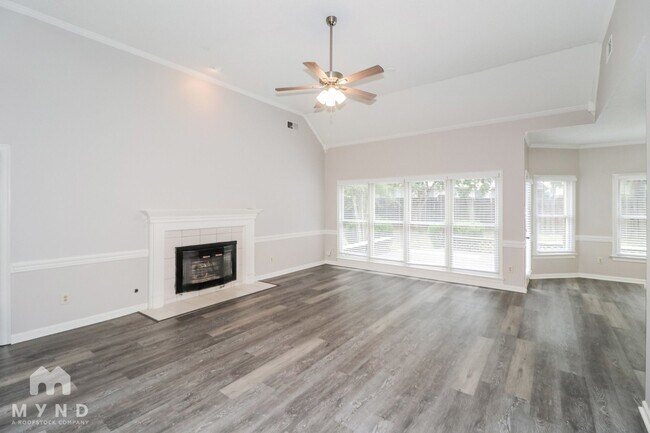 Foto del edificio - 1624 Wayside Cove