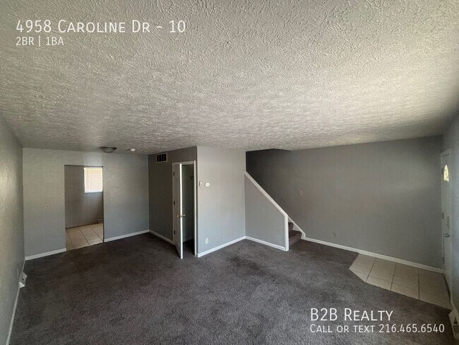 Foto del edificio - 4958 Caroline Dr