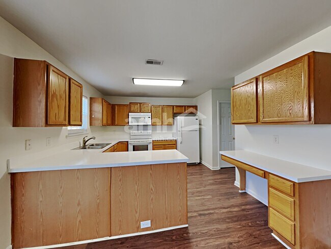 Foto del edificio - 254 Royalton Rd