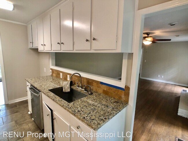 Foto del edificio - 3 br, 2 bath House - 1006 Fairfax Cir