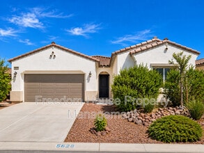 Building Photo - 5628 San Marco Dr