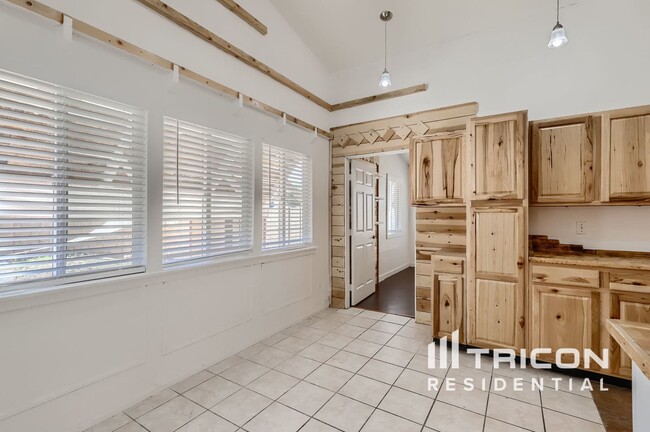 Foto del edificio - 6525 W Sierra St