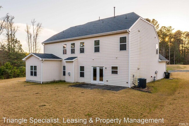 Foto del edificio - 5 br, 3.5 bath House - 350 Callandale Lane