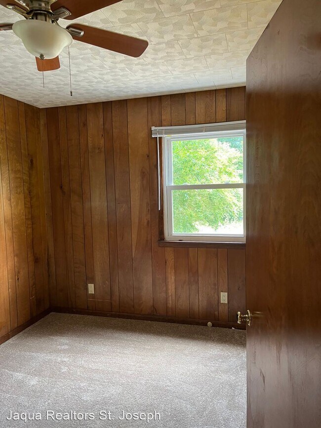 Foto del edificio - 1 br, 1 bath House - 3148 North M-63