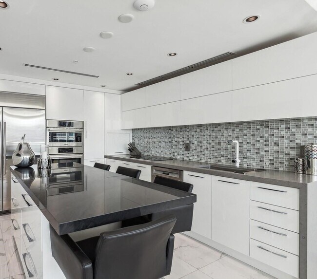 Foto del edificio - 92 SW 3rd St