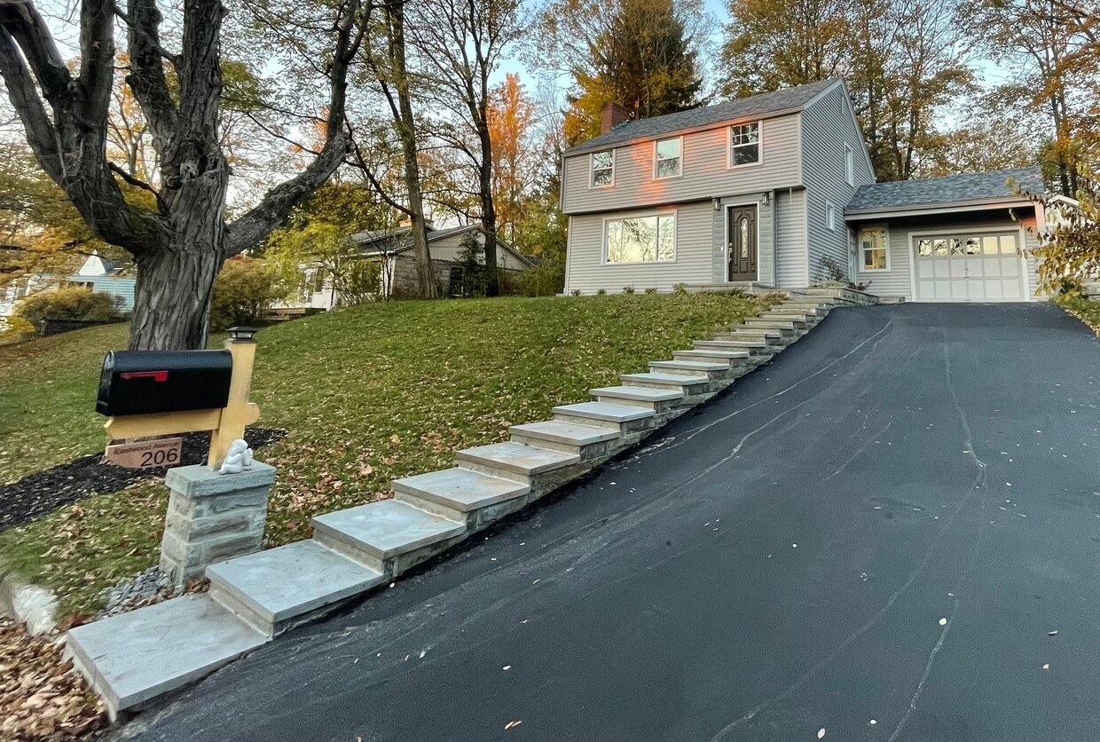 Foto principal - 206 Eastwood Ave