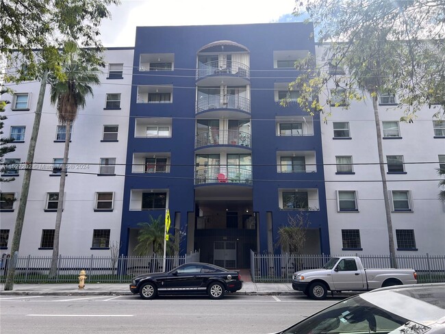 Foto del edificio - 546 SW 1st St