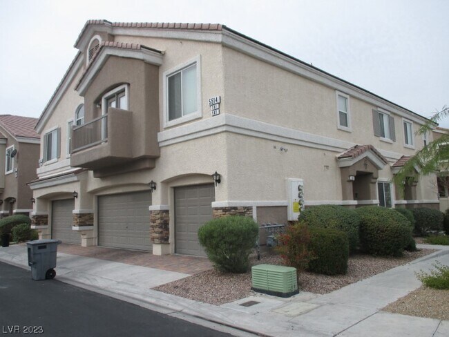 Building Photo - 5514 Big Red Ct