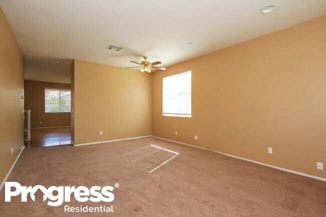 Building Photo - 10461 W Granada Rd