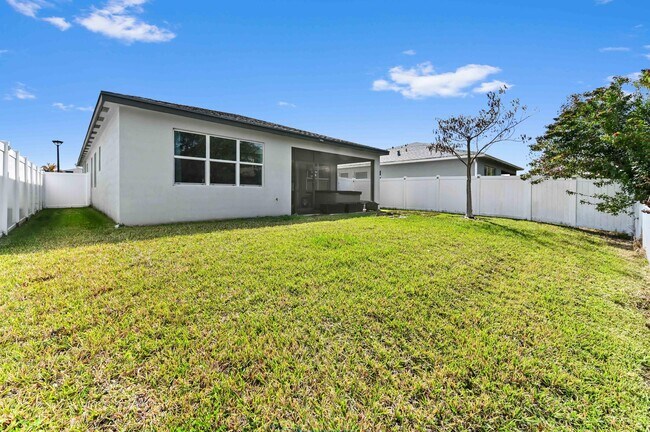 Foto del edificio - 11381 SW Lyra Dr.