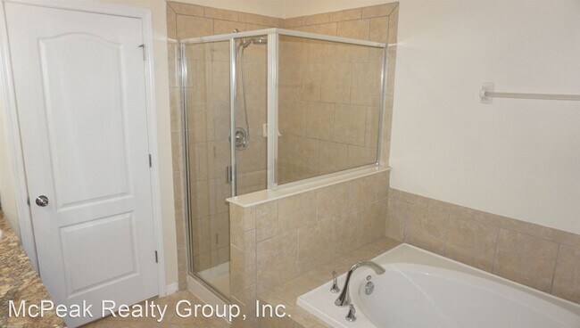 Foto del edificio - 4 br, 2.5 bath House - 3638 Roderick Circle