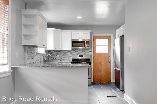 Building Photo - 2 br, 1 bath House - 3712 McRand St