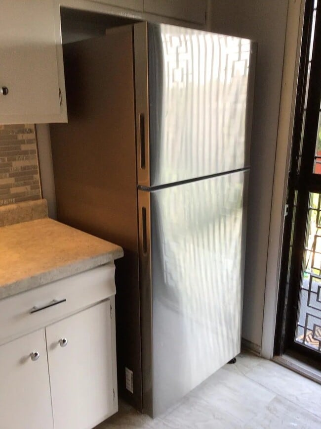 Photo - 7043 S East End Ave Apartment