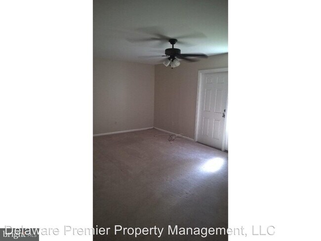 Building Photo - 3 br, 1.5 bath House - 54 Freedom Trail