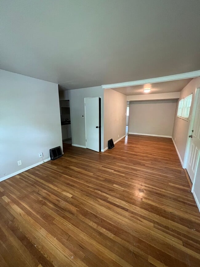 Photo - 127 Ben Nevis Road House