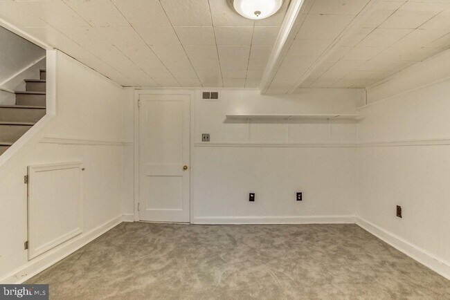 Foto del edificio - 969 N Kentucky St