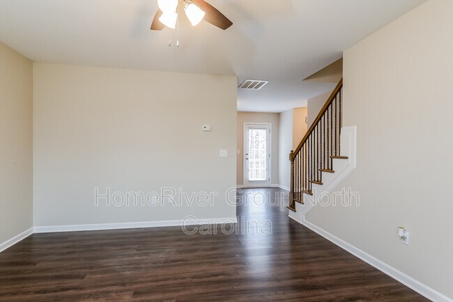 Building Photo - 241 Sedge Meadow Dr
