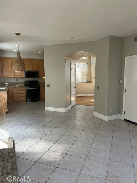 Building Photo - 138 Melrose Dr