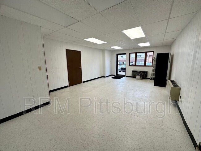 Building Photo - 934 Penn Ave