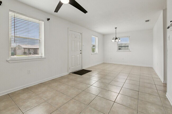 Foto del edificio - Beautiful Kenner Home 3 Bedroom! Must See!