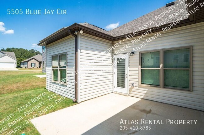 Foto del edificio - 5505 Blue Jay Cir