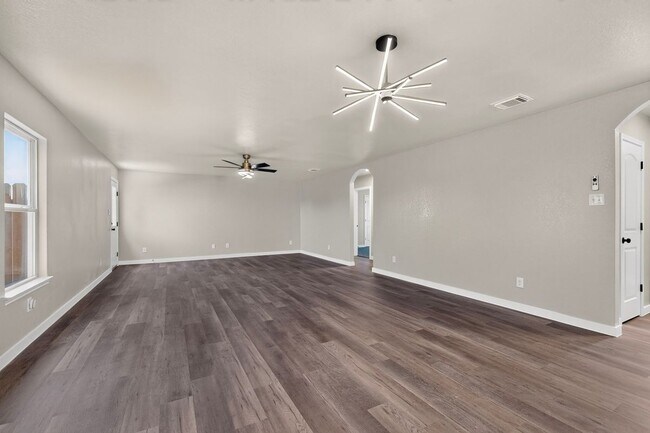 Foto del edificio - 15018 Silver Tree Cove
