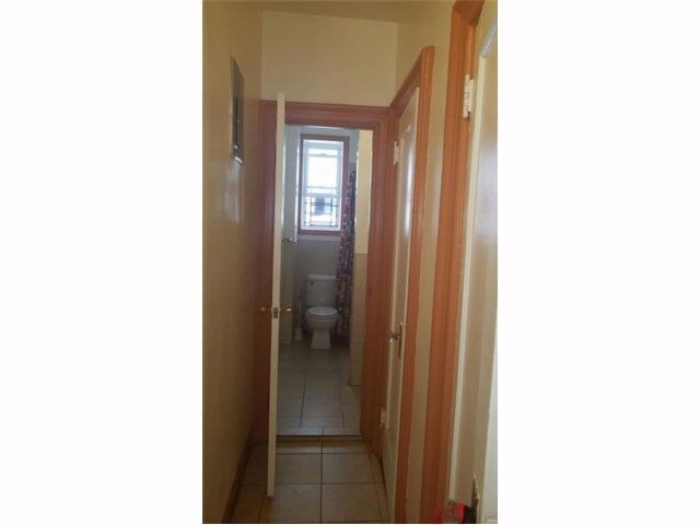 Building Photo - 77 Tapscott St