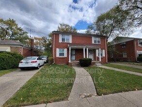 Building Photo - 9106 Evergreen Rd