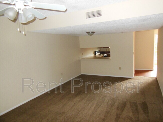 Building Photo - 4111 S Semoran Blvd