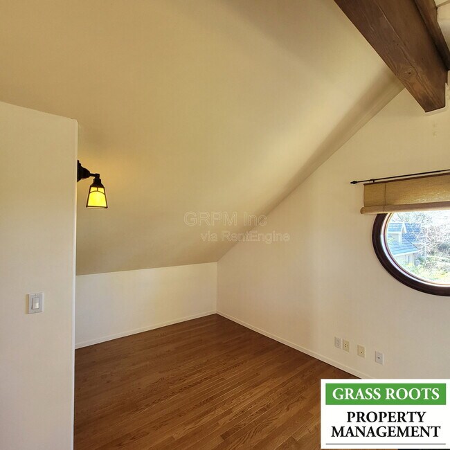 Foto del edificio - 22912 Montclaire Ct