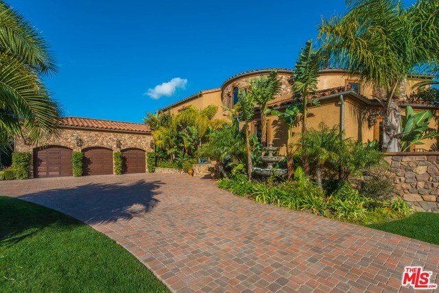 Building Photo - 6208 Ramirez Mesa Dr