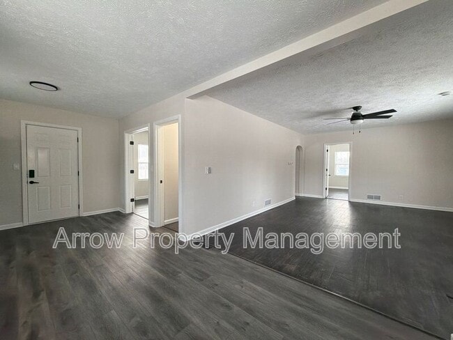 Foto del edificio - 6411 Adams St