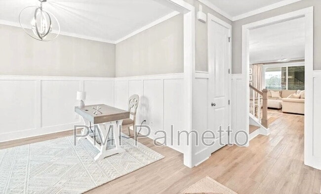 Building Photo - 2322 High Blf Lp