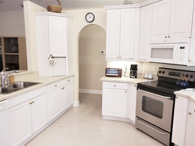 Building Photo - 11103 Belle Meade Ct
