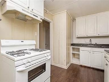 Building Photo - 141 Rosewood Dr