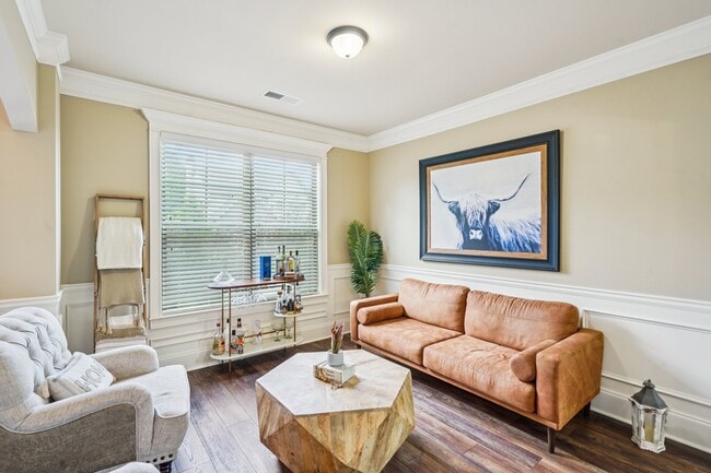 Building Photo - 115 Village Park Dr