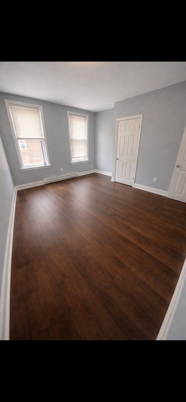 Foto del edificio - 616 W 6th St