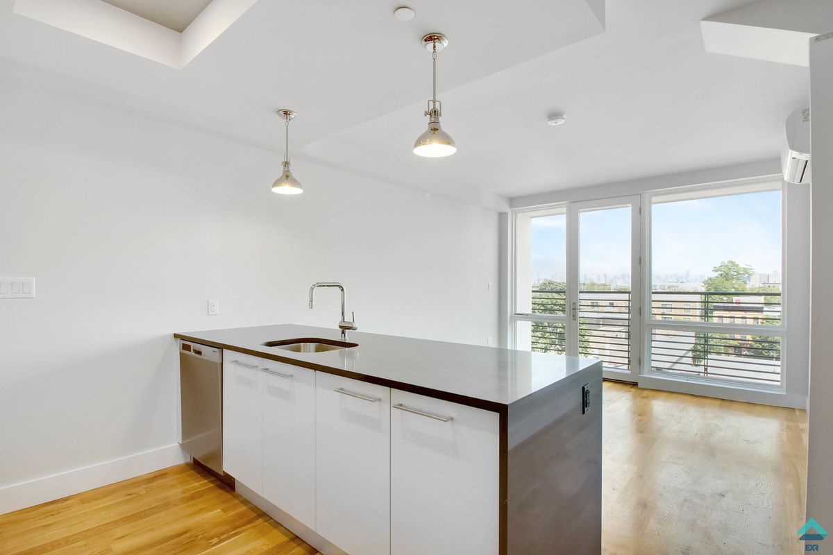 Foto principal - 416 Lexington Ave