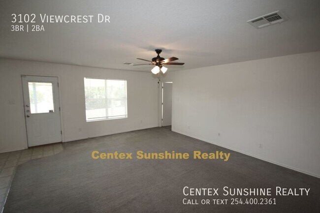 Foto del edificio - 3102 Viewcrest Available for Lease