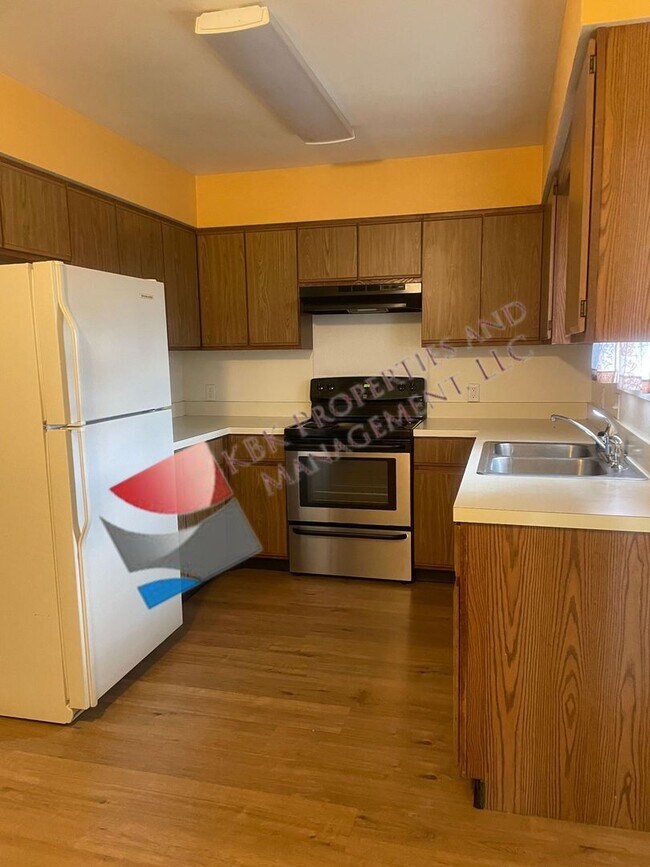 Building Photo - JTP-518 Wolf Street