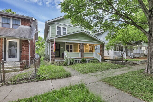Foto del edificio - 1349 N 6th St