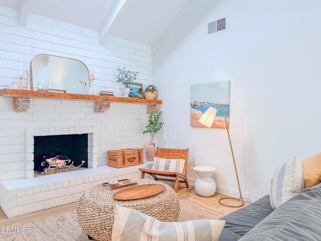 Foto del edificio - 4954 Dolphin Way