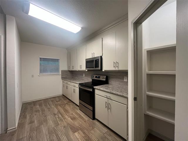 Foto del edificio - 12046 Center St