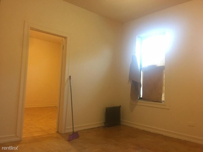 Foto del edificio - 552 W 185th St