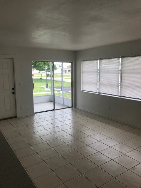 Building Photo - 4908 Viceroy Ct
